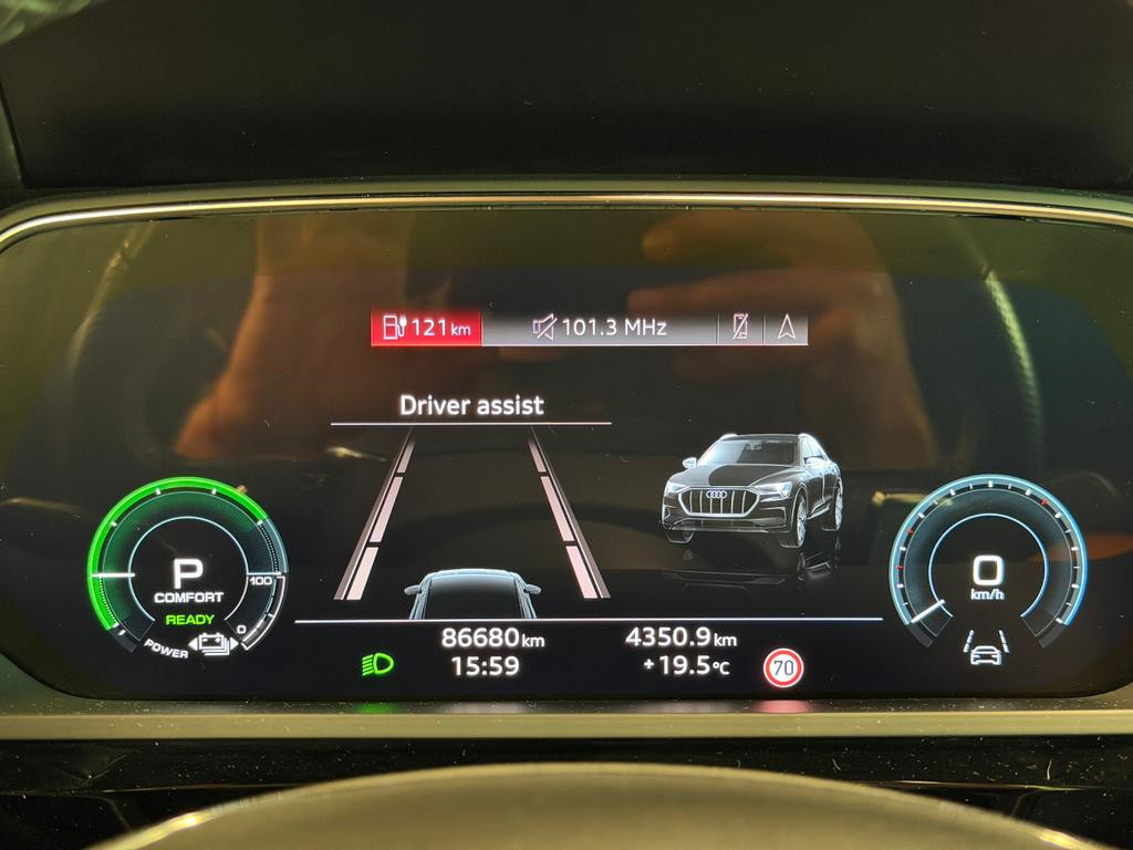 Audi e-tron