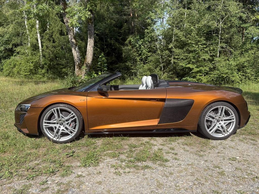 Audi R8
