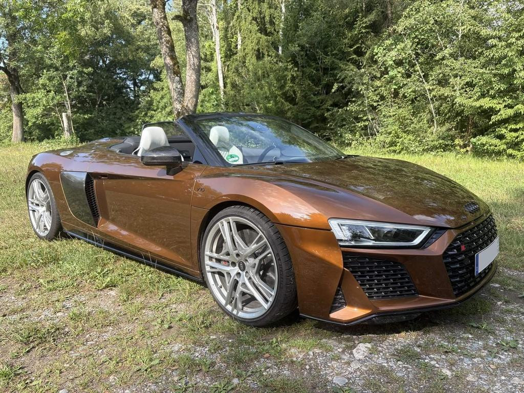 Audi R8