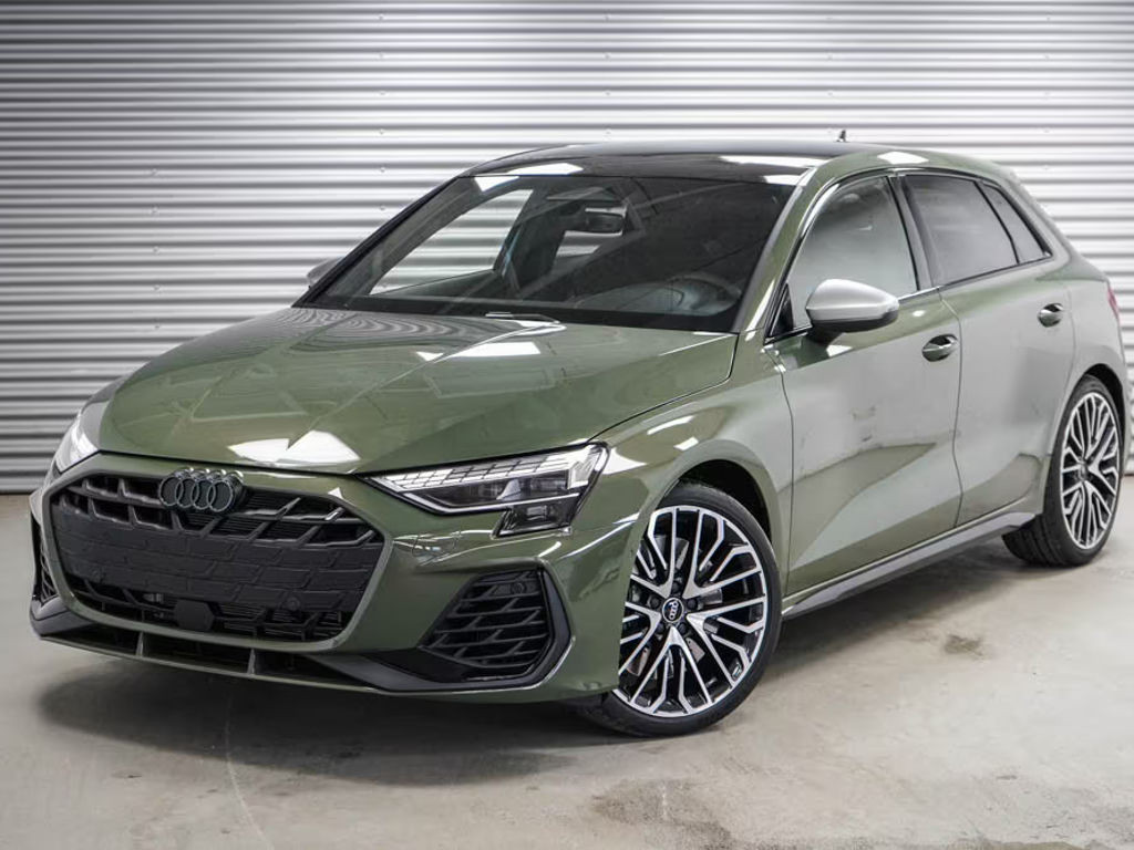 Audi S3 Sportback Sedan Quattro S-Tronic