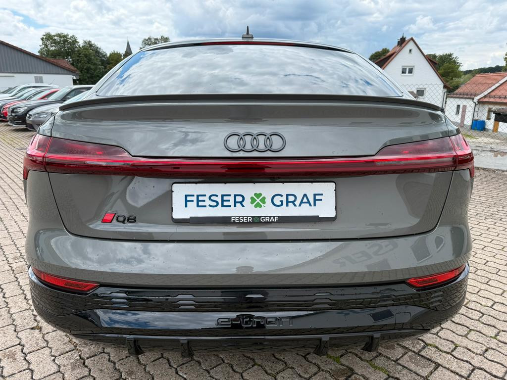 Audi Q8 e-tron