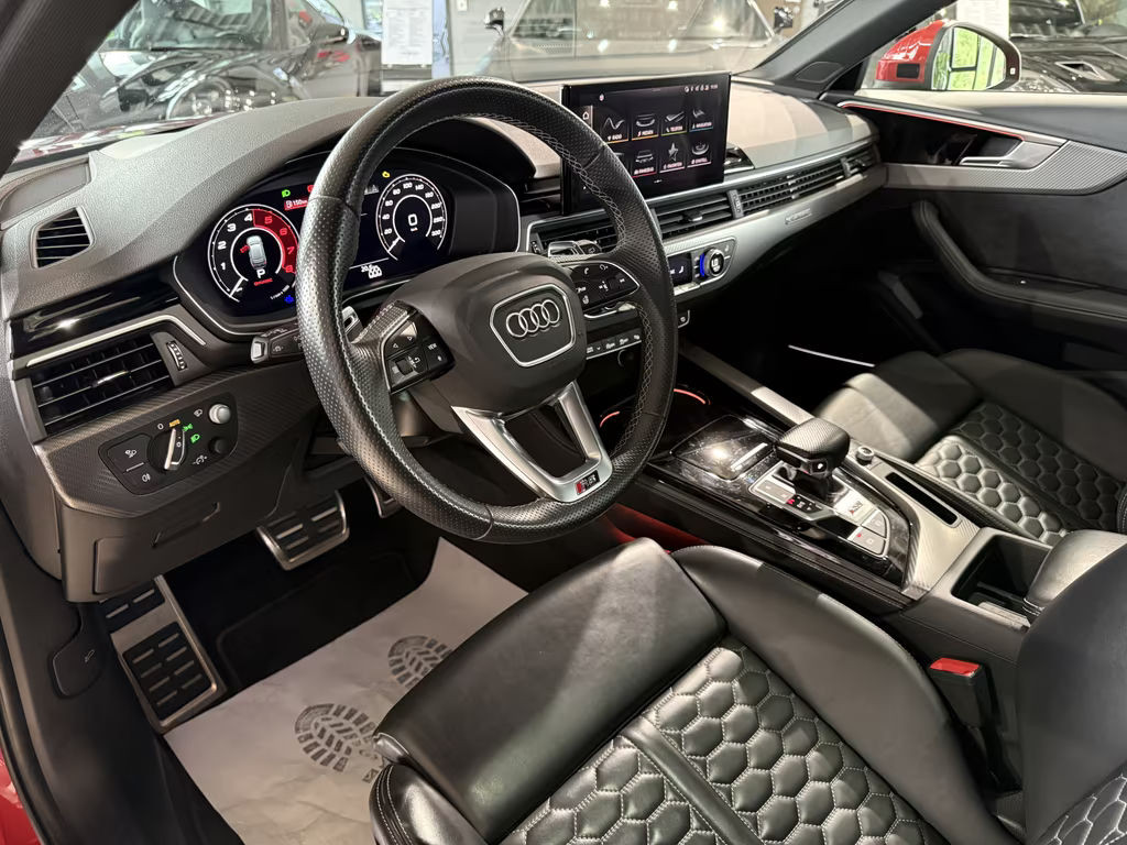 Audi RS4