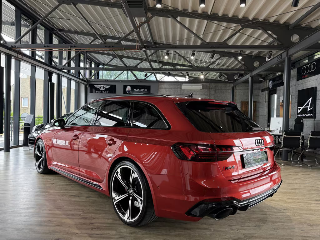 Audi RS4