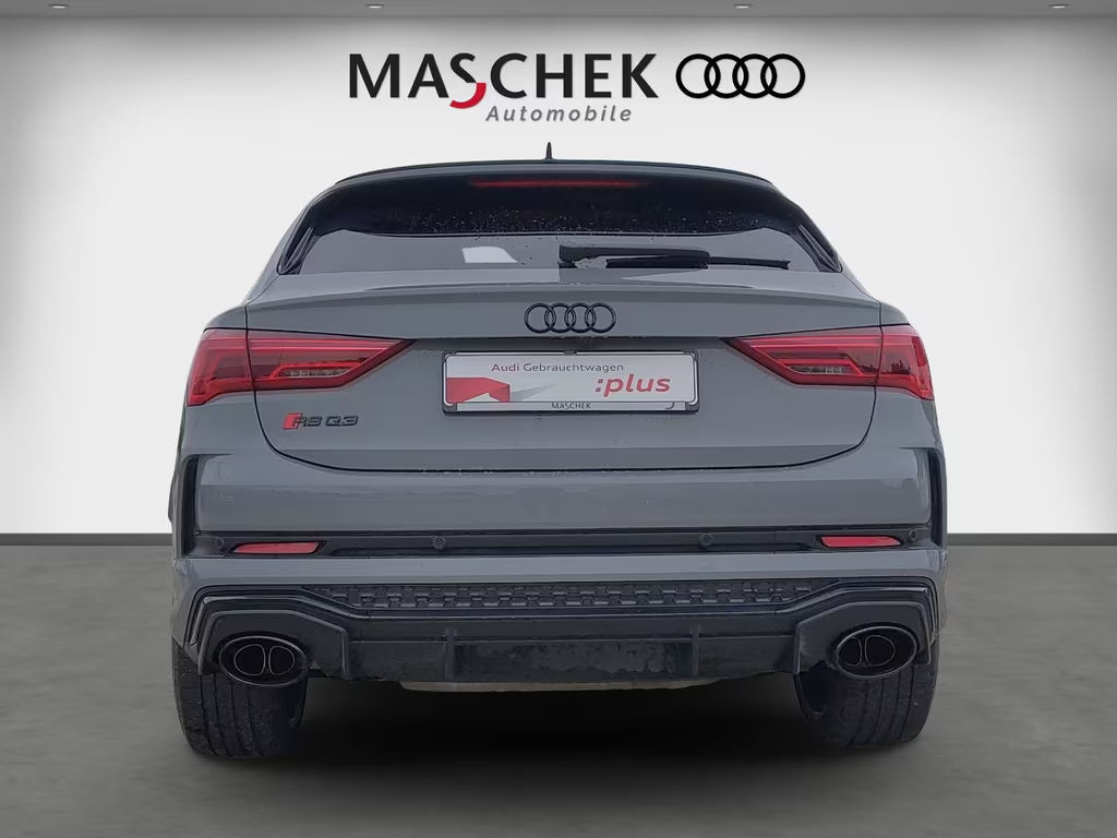 Audi RS Q3