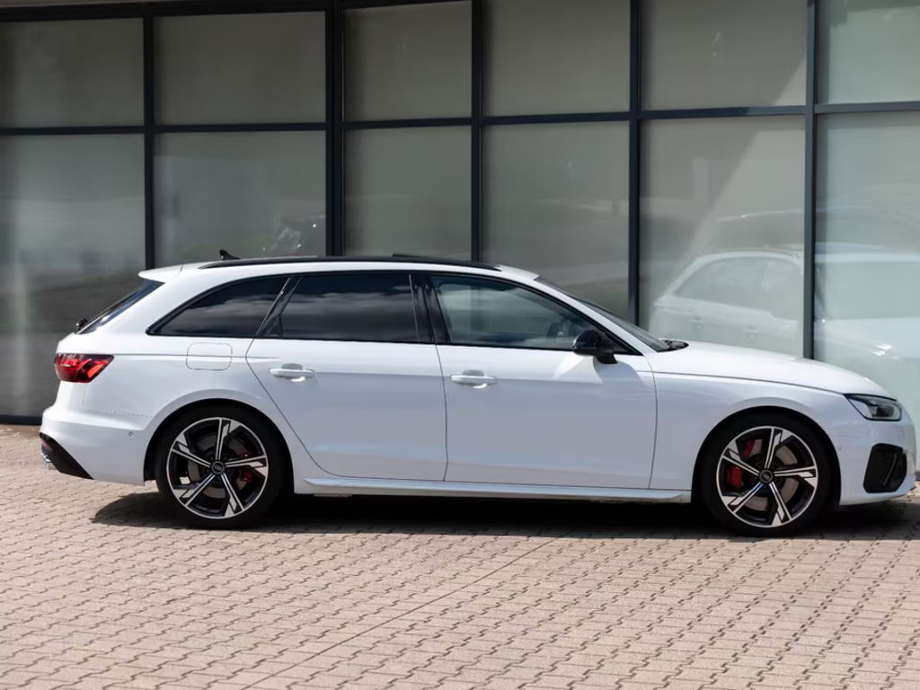 Audi S4