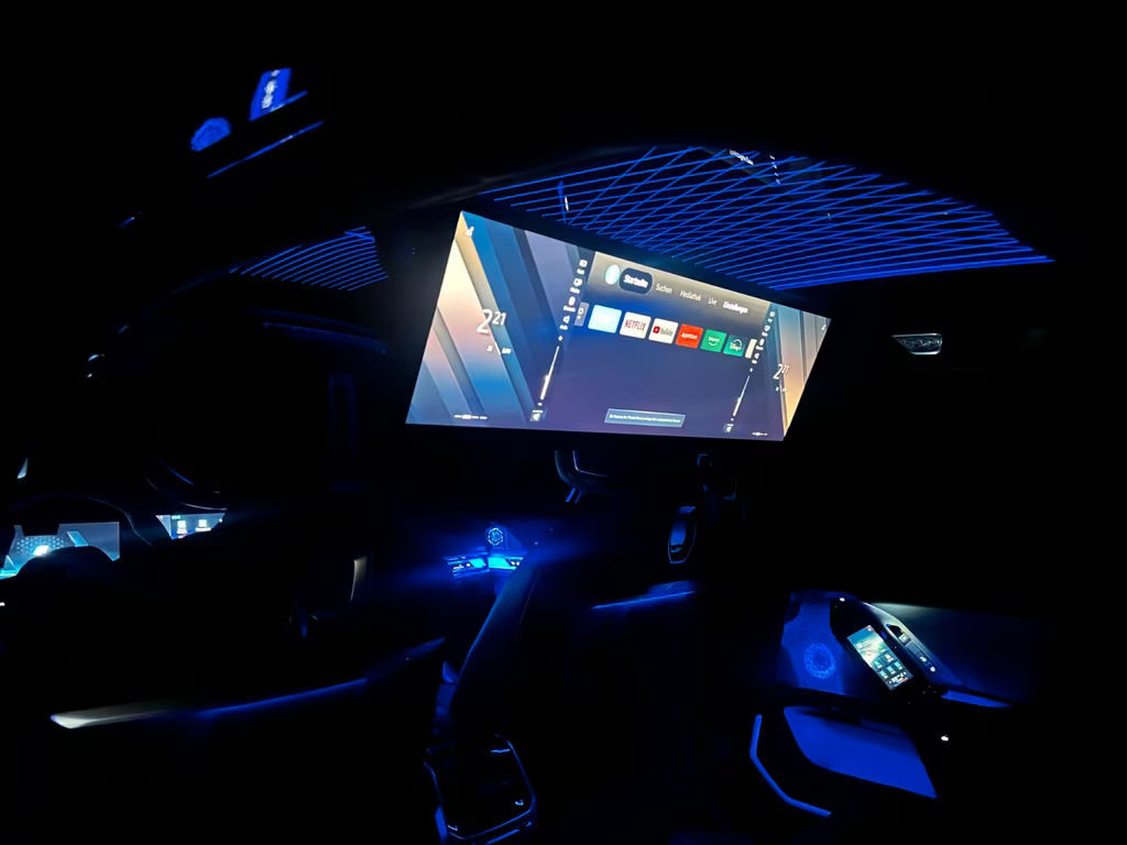 BMW i7