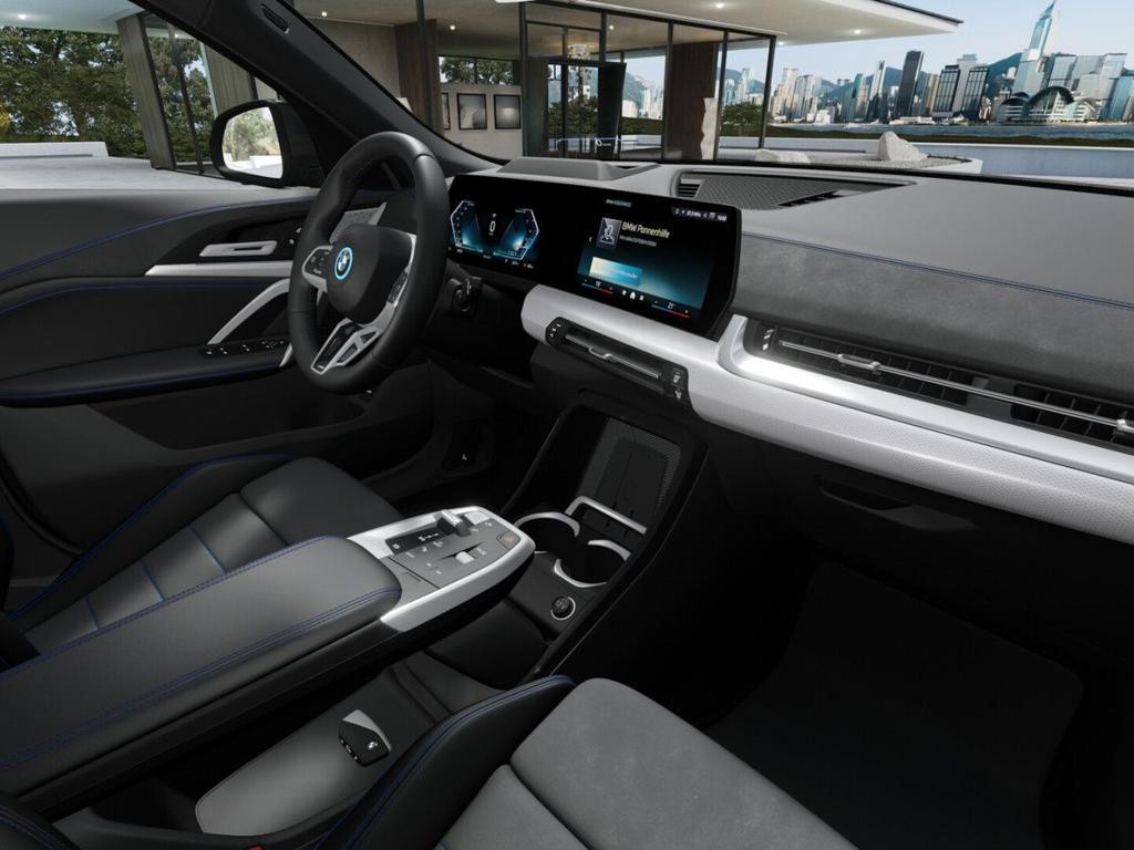 BMW iX2