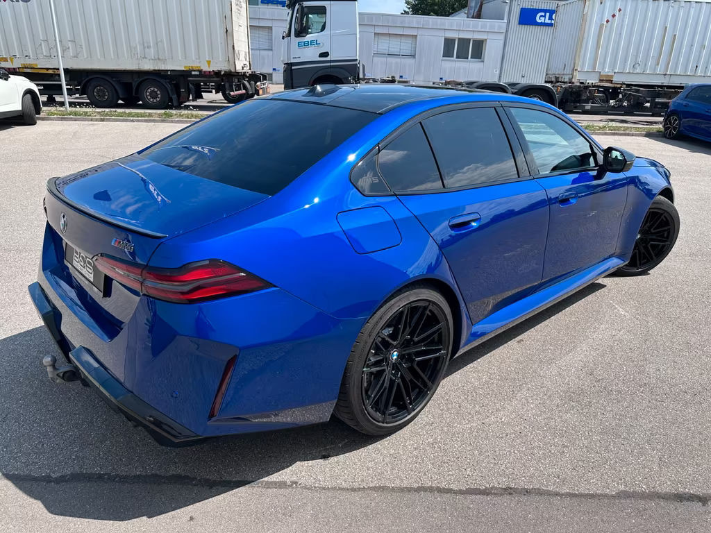 BMW M5