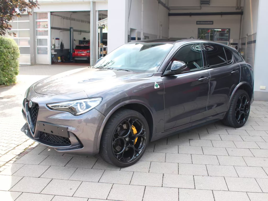 Alfa Romeo Stelvio Quadrifoglio Q4