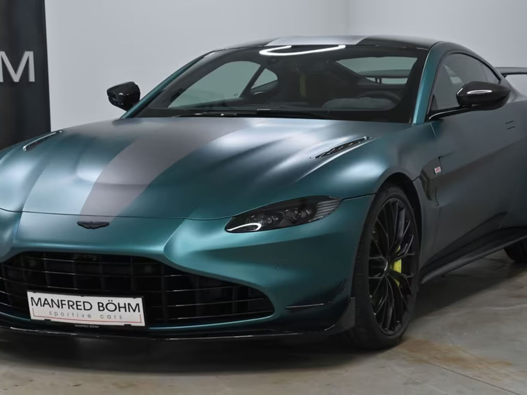 Aston Martin V8 Vantage V8