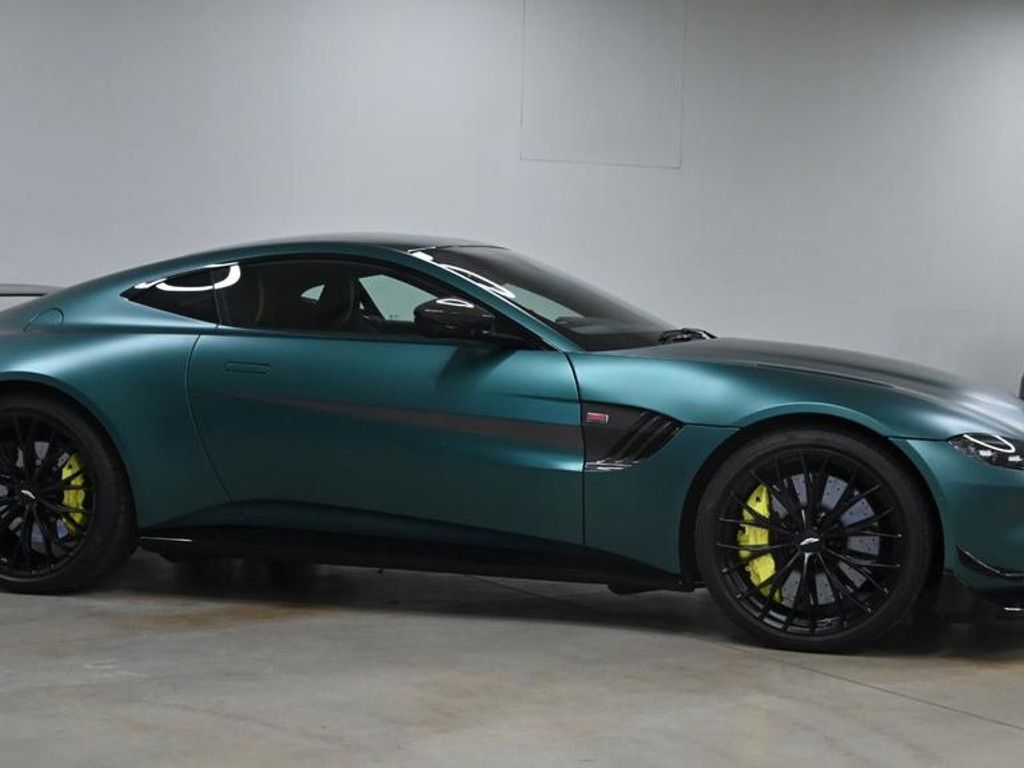 Aston Martin V8 Vantage