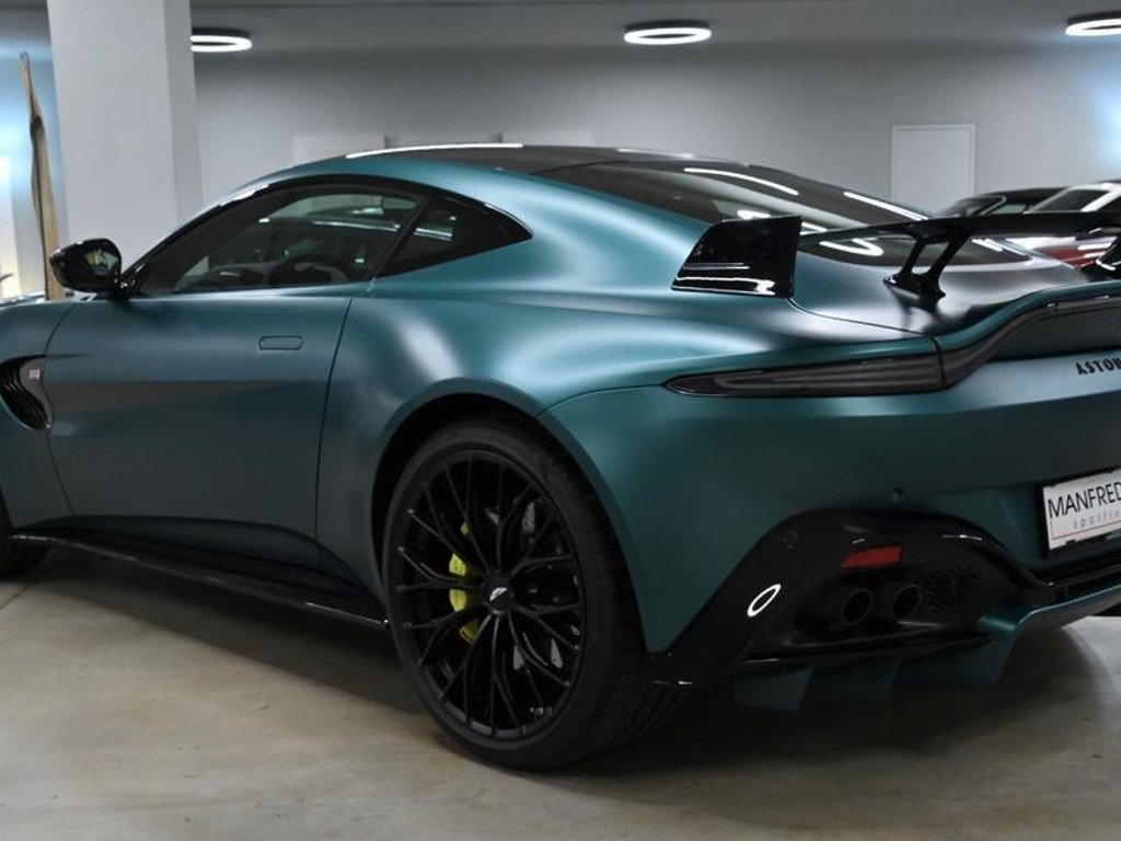 Aston Martin V8 Vantage