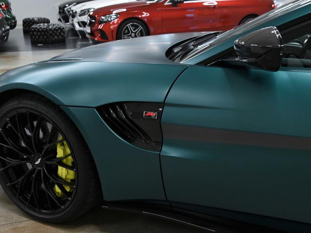 Aston Martin V8 Vantage