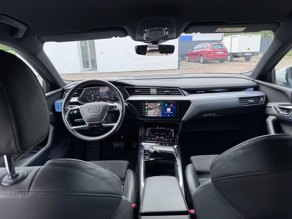 Audi e-tron