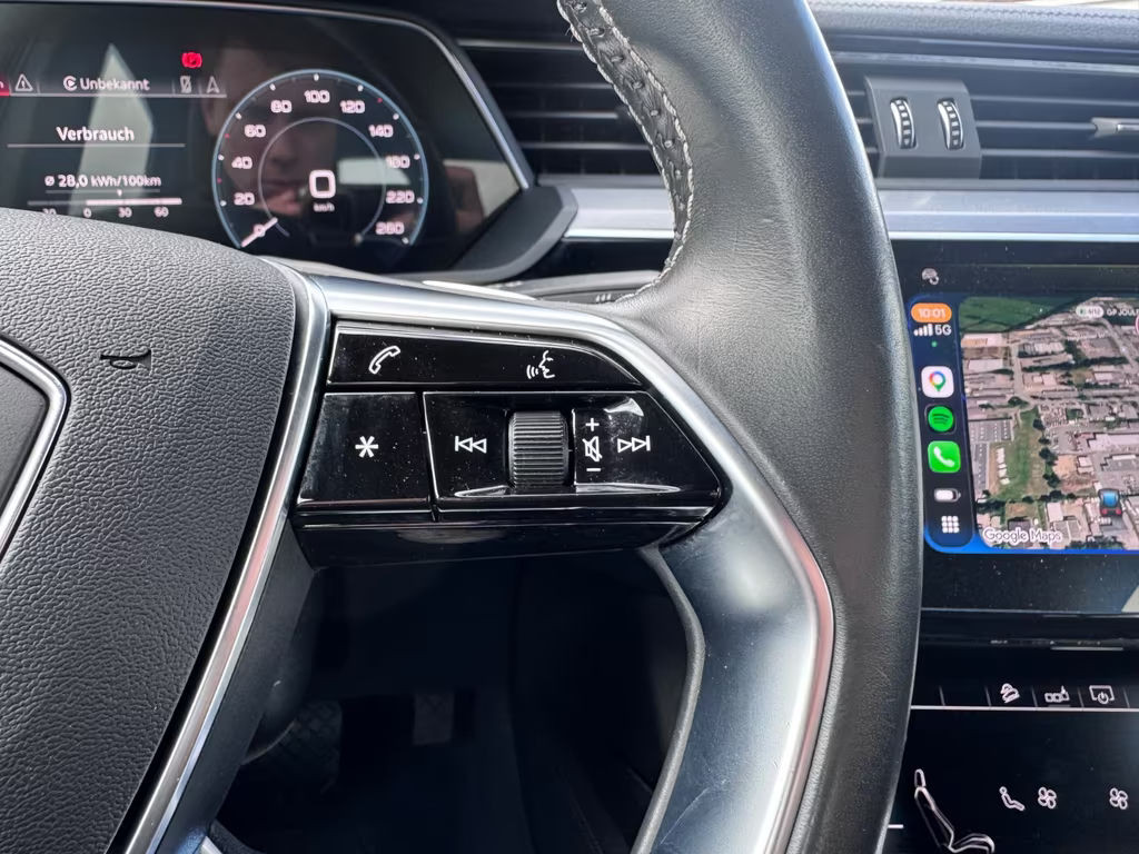 Audi e-tron