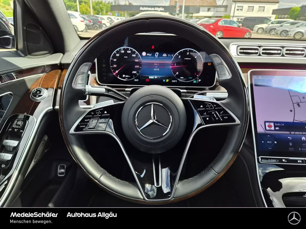 Mercedes-Benz S-Klasse