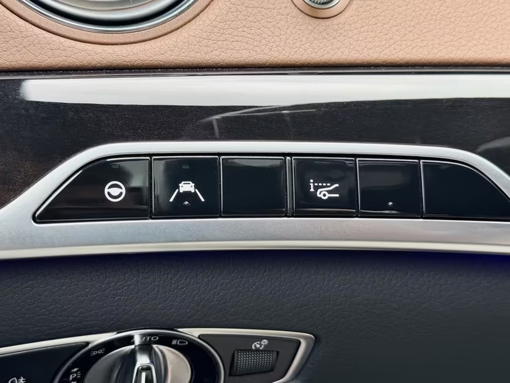 Mercedes-Benz S-Klasse