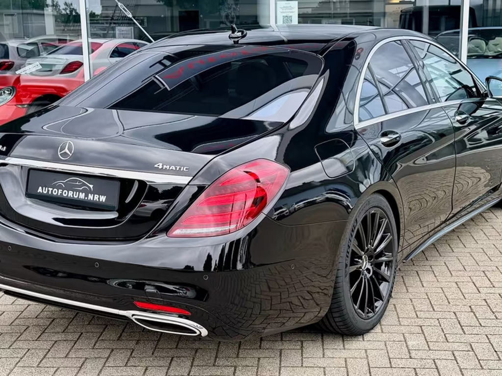 Mercedes-Benz S-Klasse