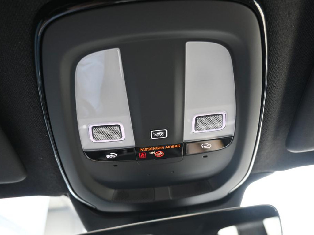Volvo EX40