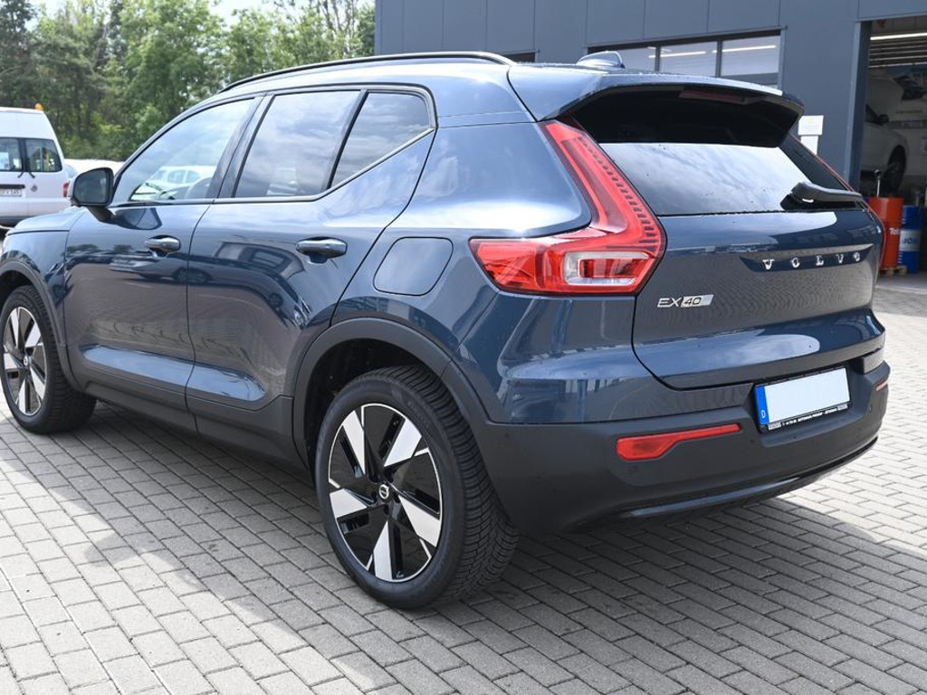 Volvo EX40