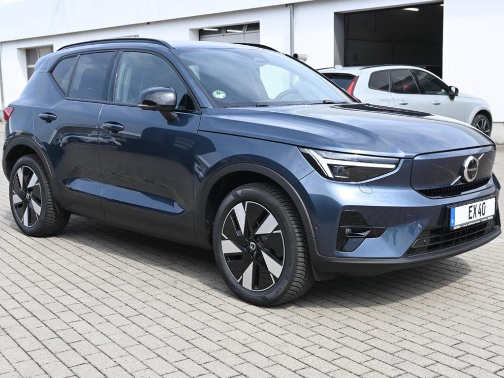 Volvo EX40