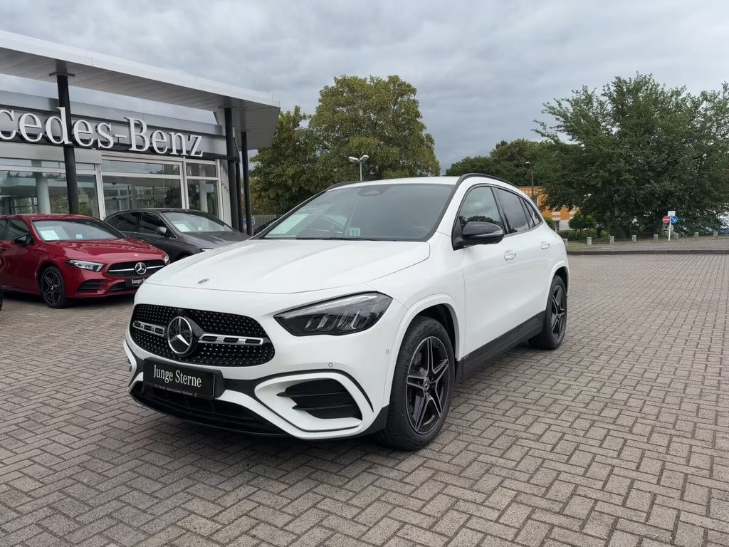 Mercedes-Benz GLA-Klasse GLA 220 4MATIC AMG Line GLA 220 d