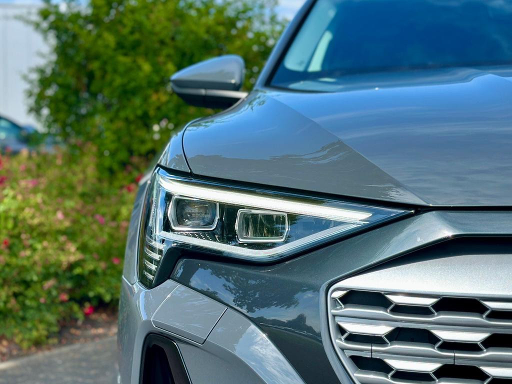 Audi Q8 e-tron Quattro 50