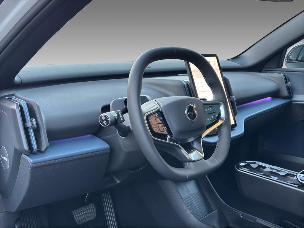 Volvo EX30