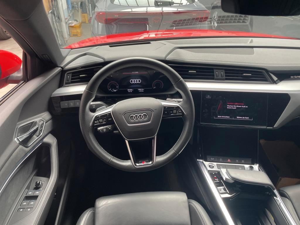 Audi e-tron