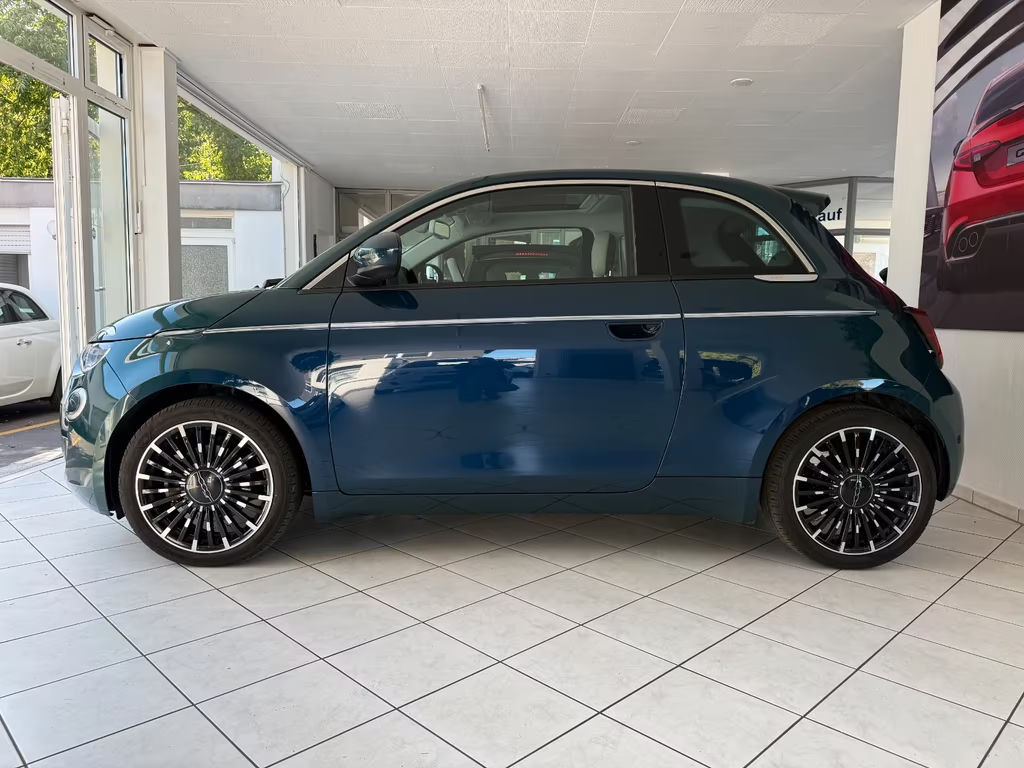 Fiat 500e La Prima by Bocelli