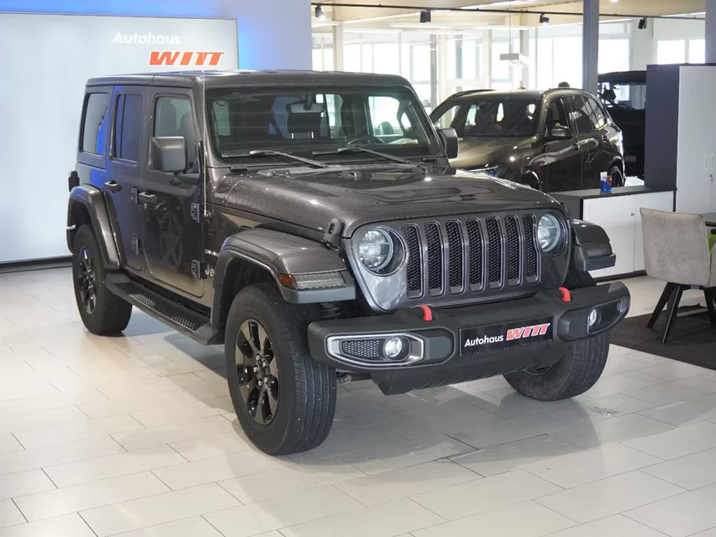 Jeep Wrangler Sahara 4x4
