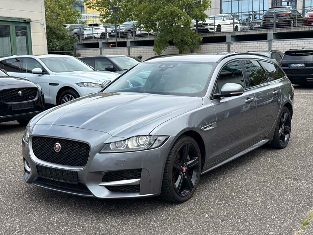 Jaguar XF