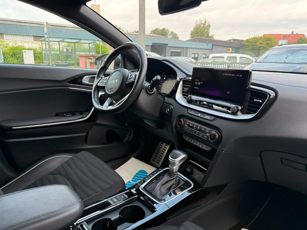 Kia ProCeed