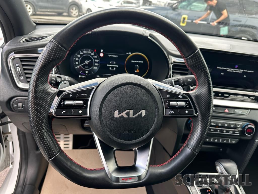 Kia ProCeed