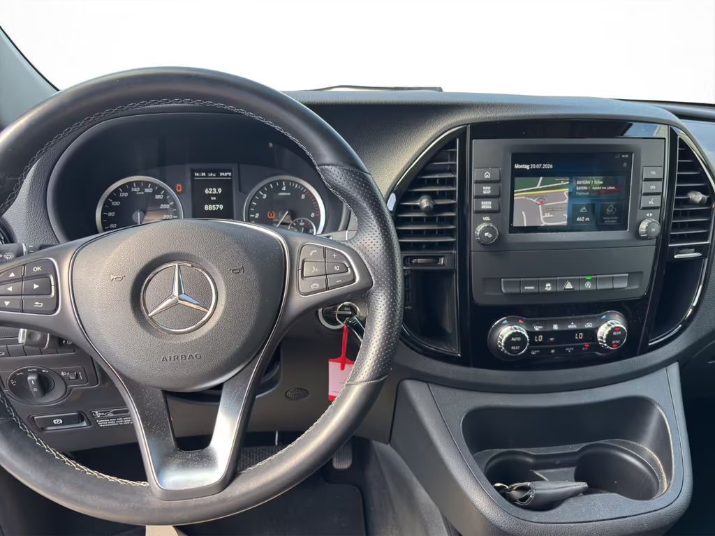 Mercedes-Benz Marco Polo