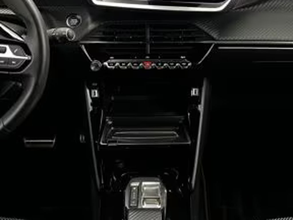 Peugeot e-2008