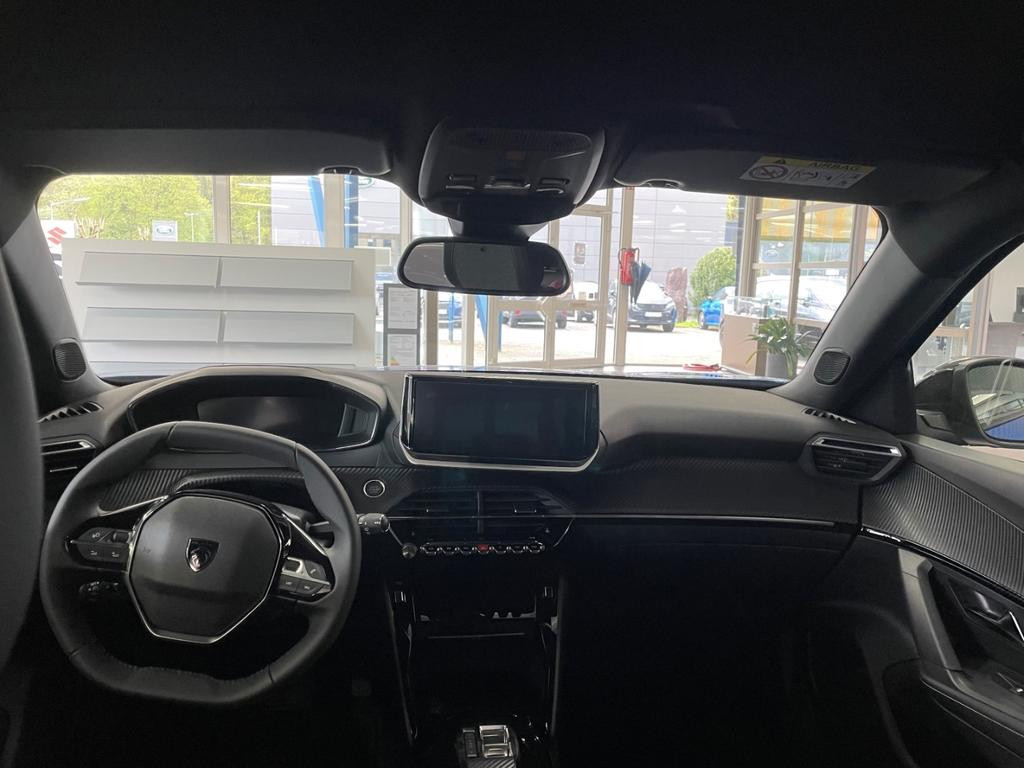Peugeot e-2008