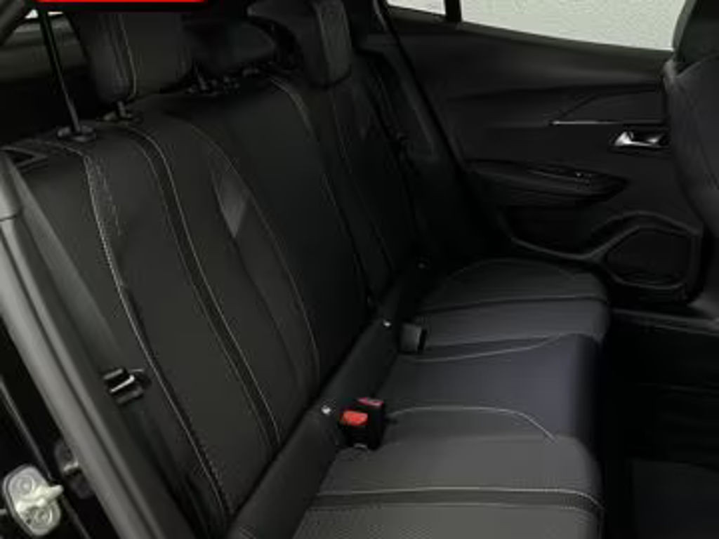 Peugeot e-2008