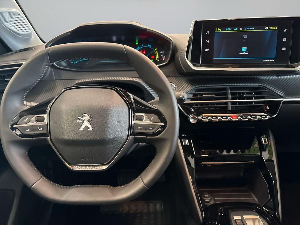 Peugeot e-208