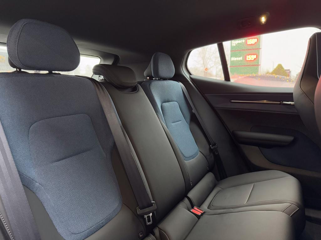 Volvo EX30