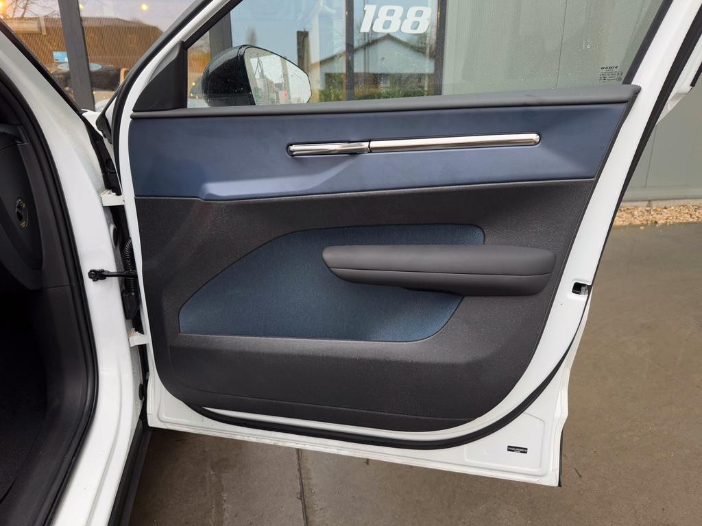 Volvo EX30