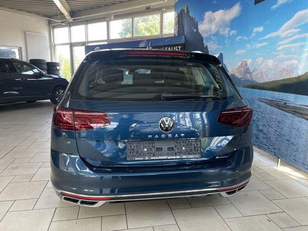 Volkswagen Passat DSG Variant R-Line Elegance Elegance