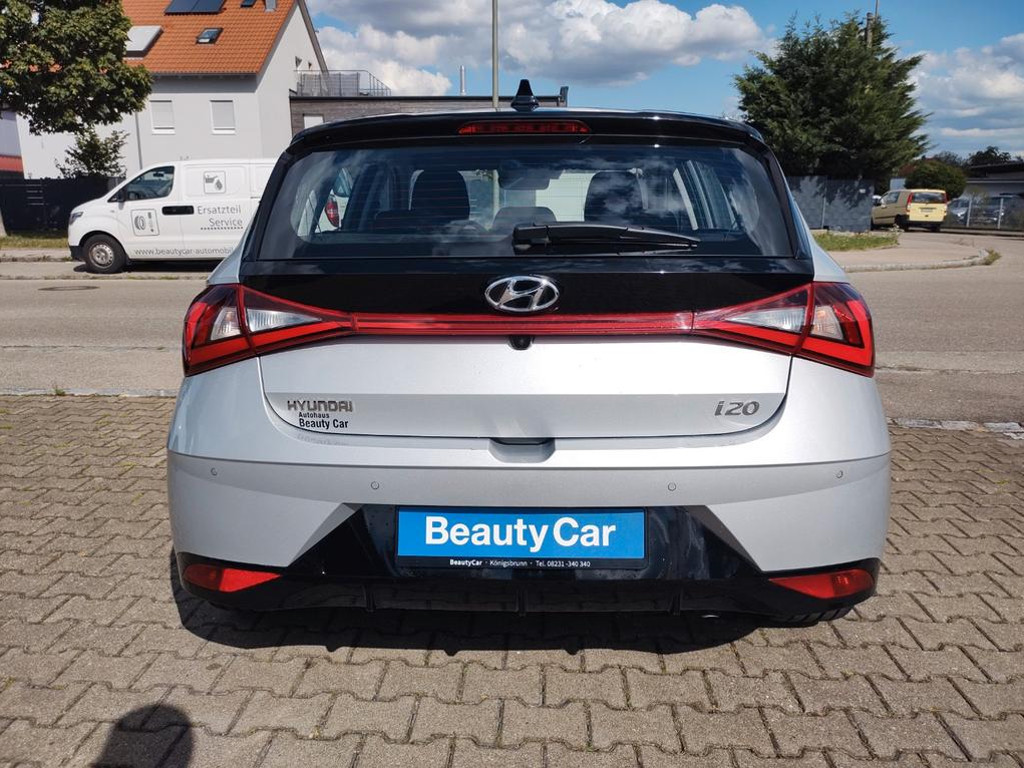 Hyundai i20