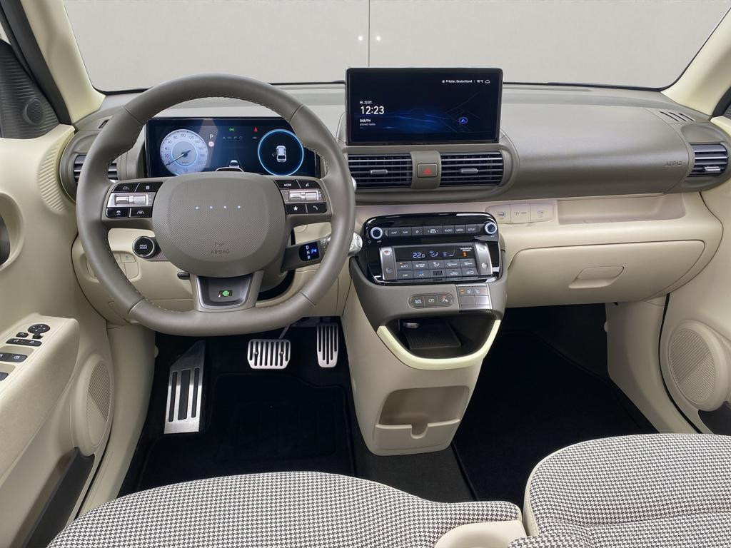 Hyundai INSTER