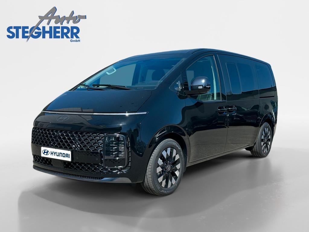 Hyundai Staria Signature