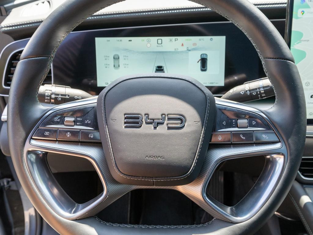 BYD Sealion 7
