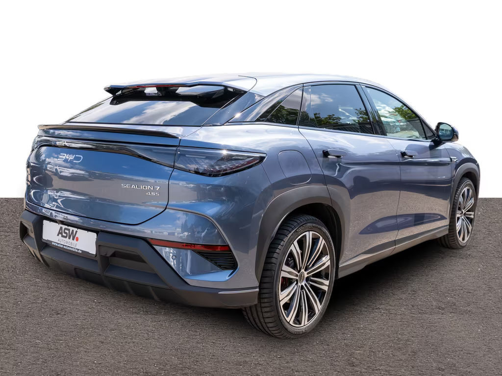 BYD Sealion 7