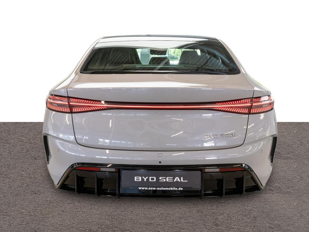 BYD Seal