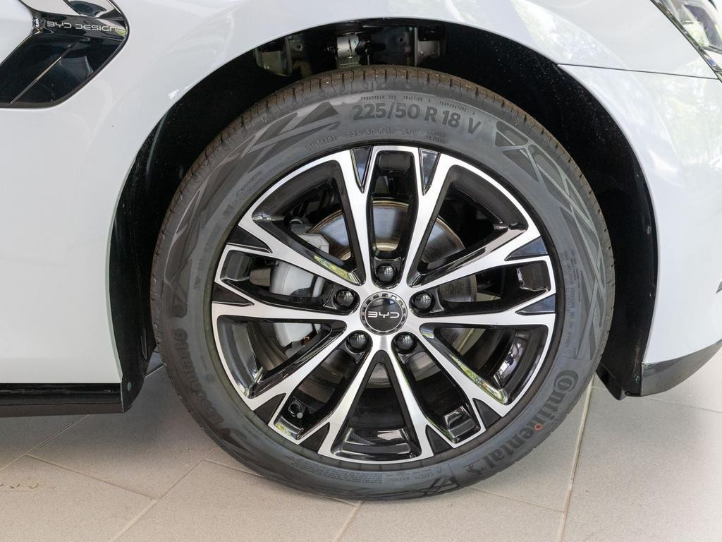 BYD Seal
