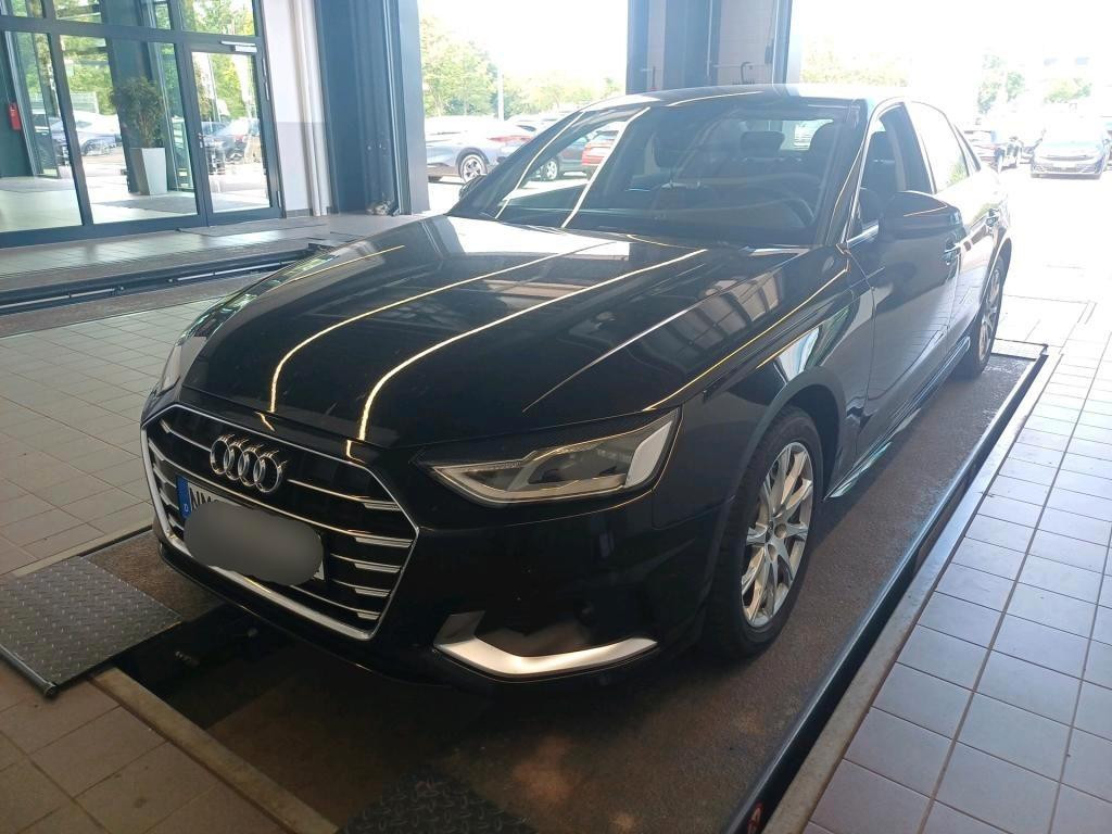 Audi A4 Sedan S-Tronic 40 TDI